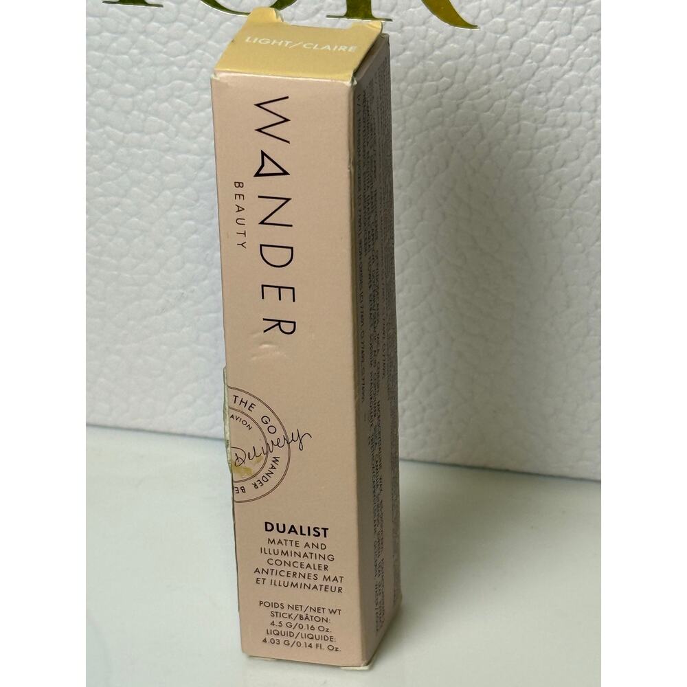 Wander Beauty Dualist Matte and Illuminating Concealer 4.03g - LIGHT  NEW in box